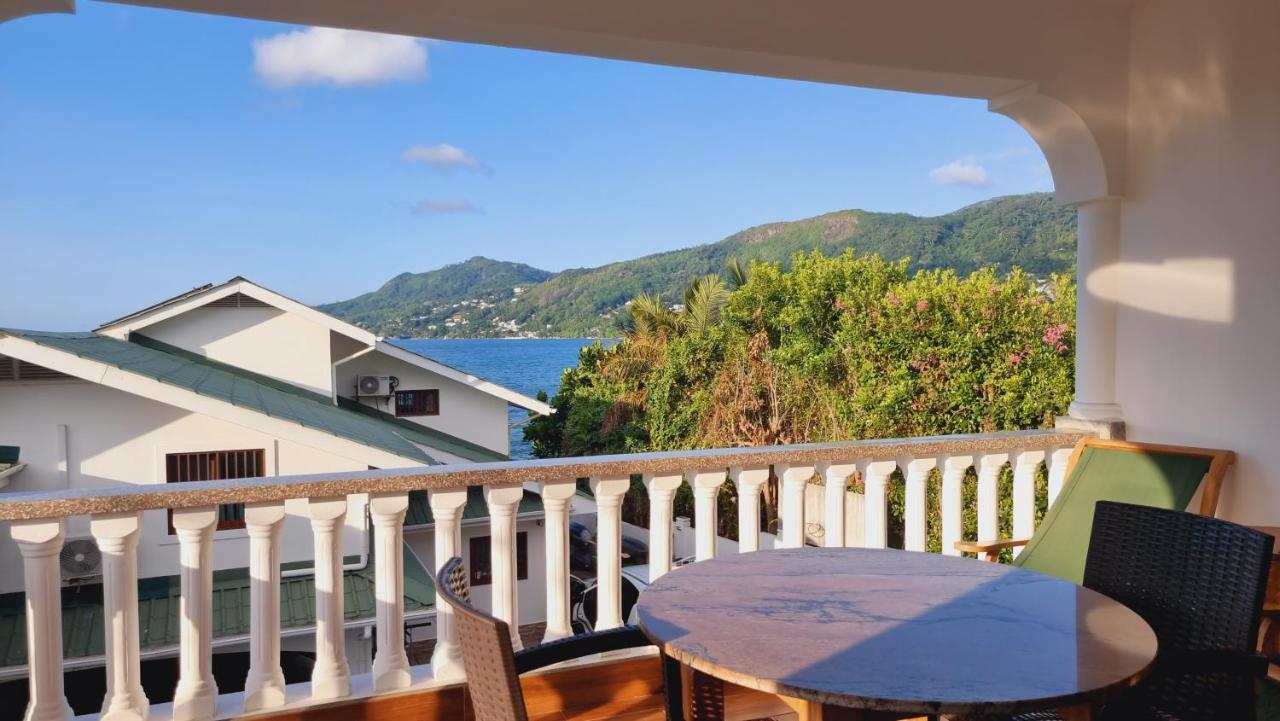 Drake Seaside Studio Apartments بيل أومبغْ الغرفة الصورة
