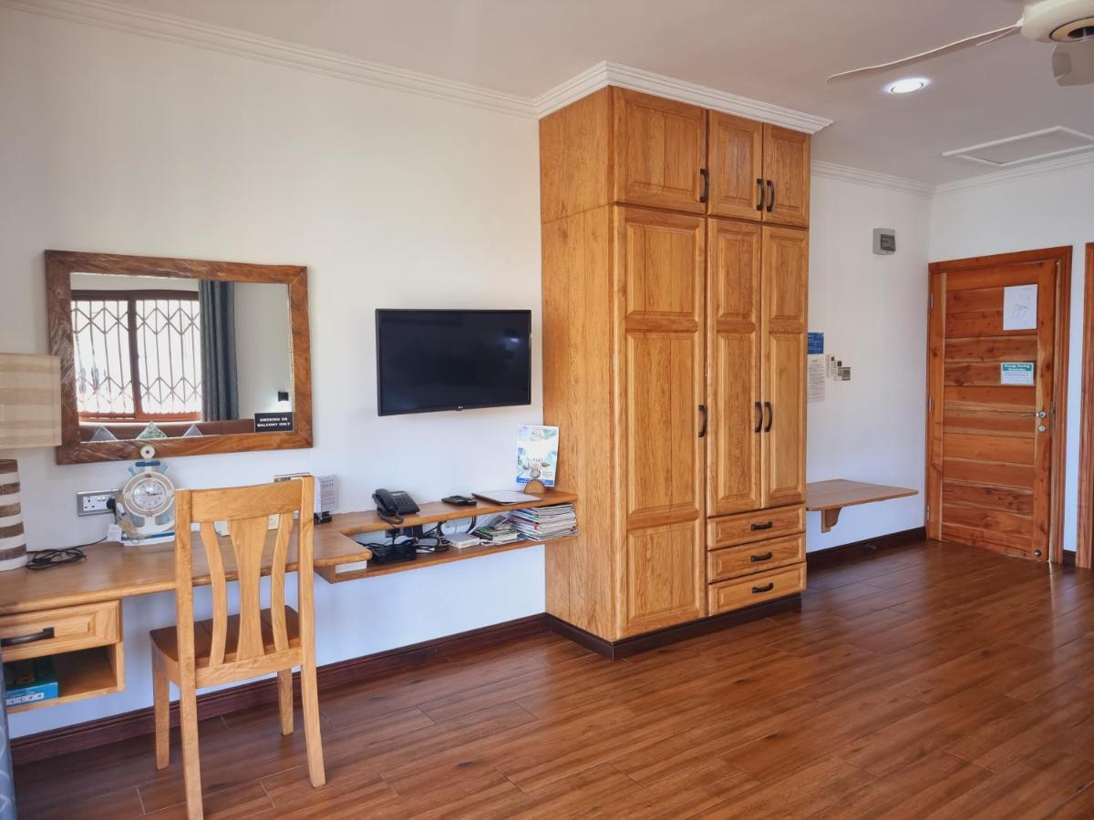 Drake Seaside Studio Apartments بيل أومبغْ المظهر الخارجي الصورة