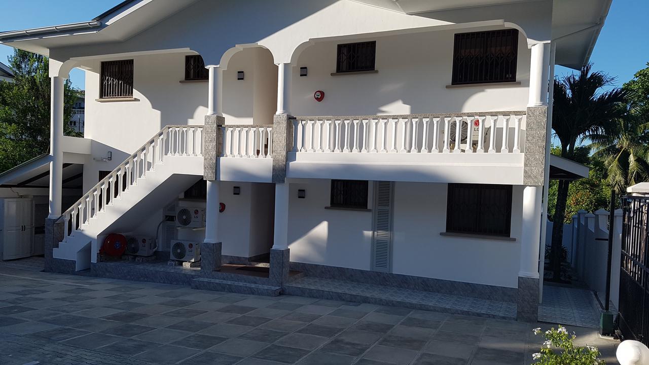Drake Seaside Studio Apartments بيل أومبغْ المظهر الخارجي الصورة